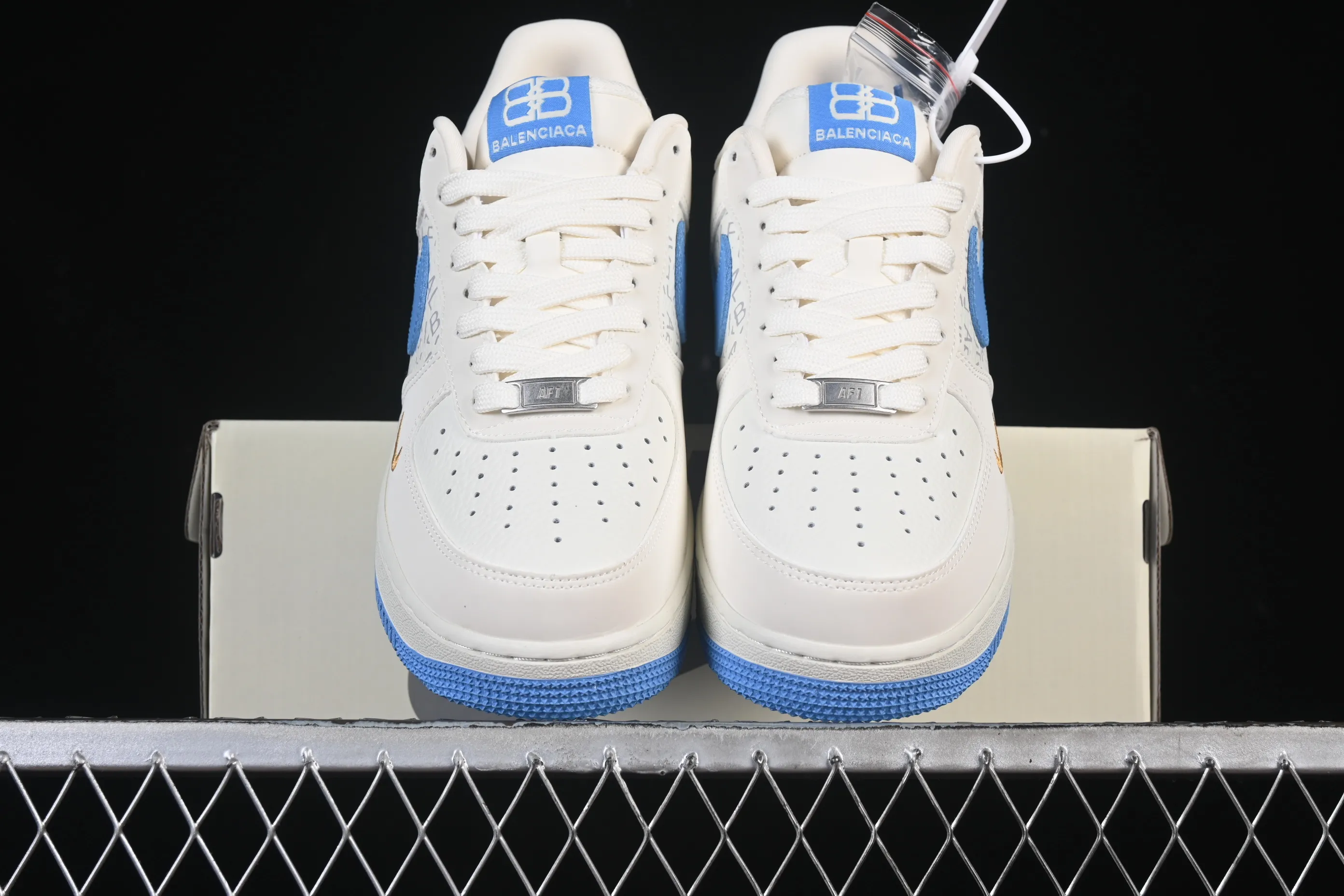 All categories Nk Air Force 1 Air Force series Nk Air Force 1 Low Air Force low-top Nike Air Force 1'07 Low Balenciaga co-branded white blue gold Air Force 1 low-top casual sneakers YF9511-803